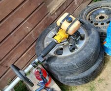 Petrol strimmer