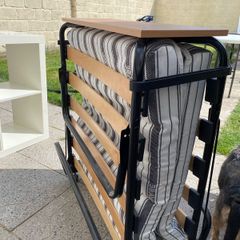 Put up bed