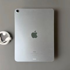 iPad Air 4 Blue