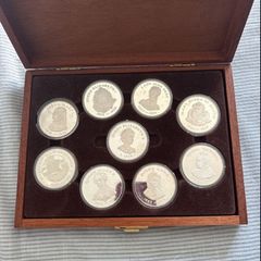 Silver medals Queen Elizabeth Silver Jubilee