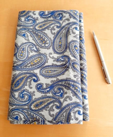 Vintage Kingston's of Dublin paisley scarf
