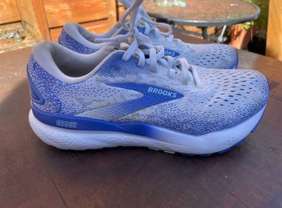 Brooks size 5