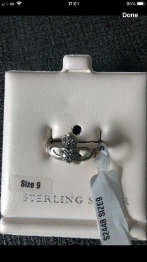 Ladies sliver ring size 9
