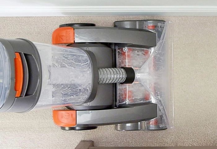 Carpet cleaner