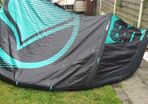 Kitesurfing Liquid force WOW 8m