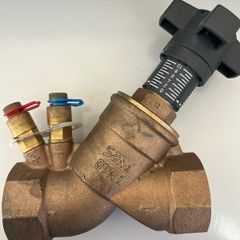 Balancing valve