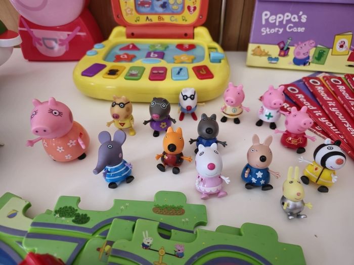 Peppa Pig toys and books set