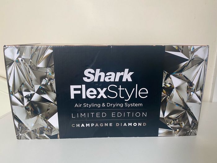 Shark FlexStyle 5-in-1 Air Styler & Hair Dryer Gift Set | HD446JSUK | Champagne Sparkle