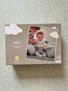 Baby play seat