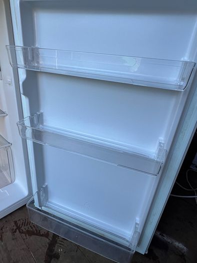 fridge