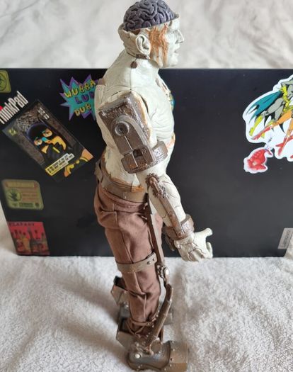Collectable 2004 Van Helsing Monster Slayer Figure Frankensteins Monster