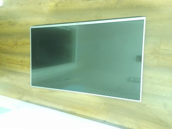 LG 43 inch TV