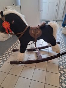 Rocking Horse - Beautiful Item - Great for Christmas!