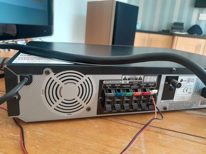 LG HT503PH-DH Home Theatre Receiver. Plays CDs (Faulty DVD) Audio Amp Amplifier,  home stereo, music, sound, CD player.