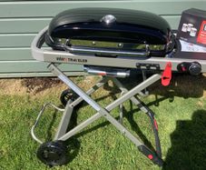Weber Traveller Barbecue. Only used once. Genuine reason for selling.