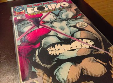 Eclipso: The Darkness Within ! Special ! Variant With Gem Attached ! By Dc ! 1992 !
