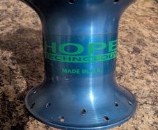 Hope Big Un retro hub