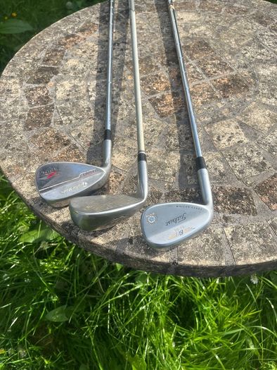 3 golf clubs