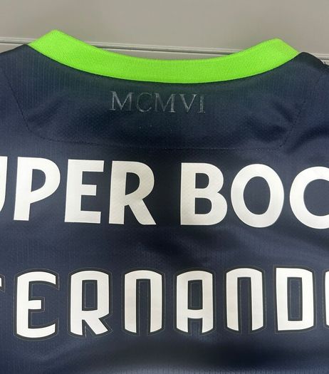 Sporting CP 19/20 Away Authentic M Bruno Fernandes #8