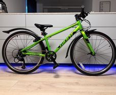 Giant ARX Junior Bike 24 inch (Like New)