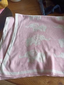 Baby blanket. Pink