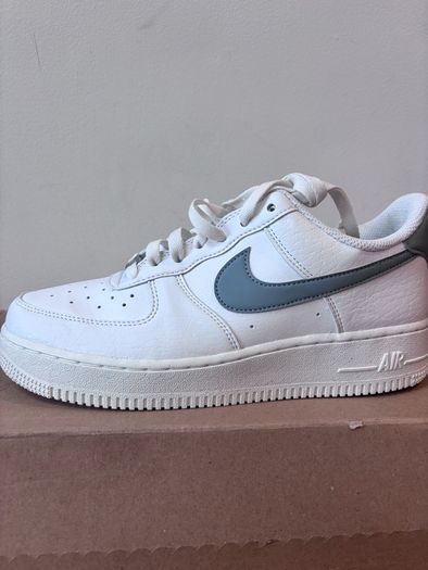Nike Airforce 1 - Brand New!