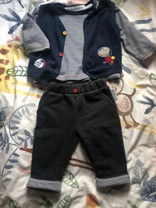 3 piece baby outfit with dog motif 3-6 month