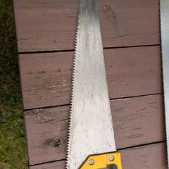 2 Hand Saws Bundle