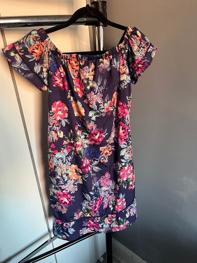 Women's Summer Clothing Bundle 9 Pieces | Dresses, Skirts & Shorts | UK Size 8 | Like New