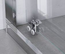 Zarya Chrome Sliding Shower Door