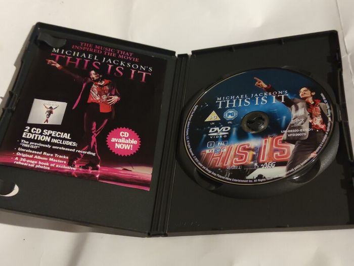 Michael Jackson This Is It Dvd