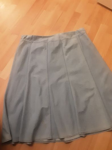 Skirt/M&S Skater Style Skirt .. Size: 22 UK .. 50 EU