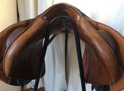 Stubben Jumping Saddle CS