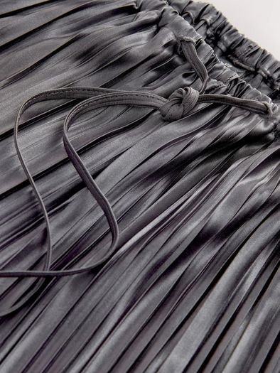 Brand New Nothing Ordinary Charcoal Grey Plisse Wide Leg Trousers in Size UK14