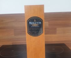 Midleton Very Rare 1998 box