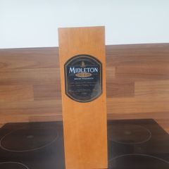 Midleton Very Rare 1998 box