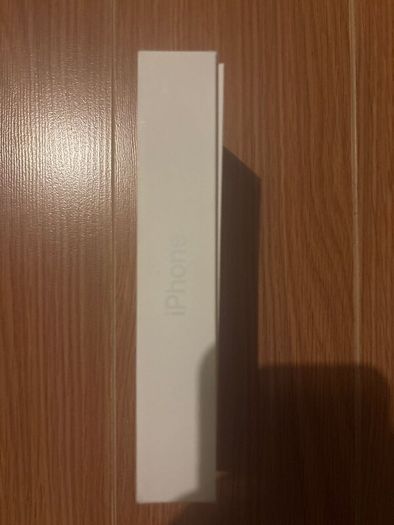 iPhone 15 Apple