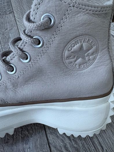 womens leather converse
