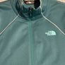 North Face top Image 4