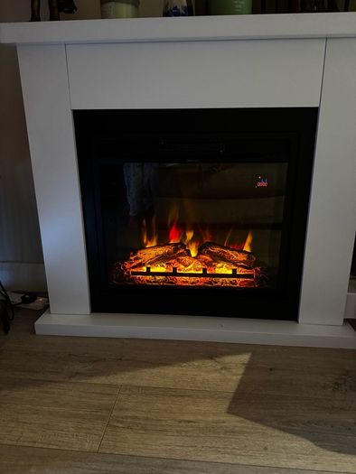 Electric Fire place and Surround