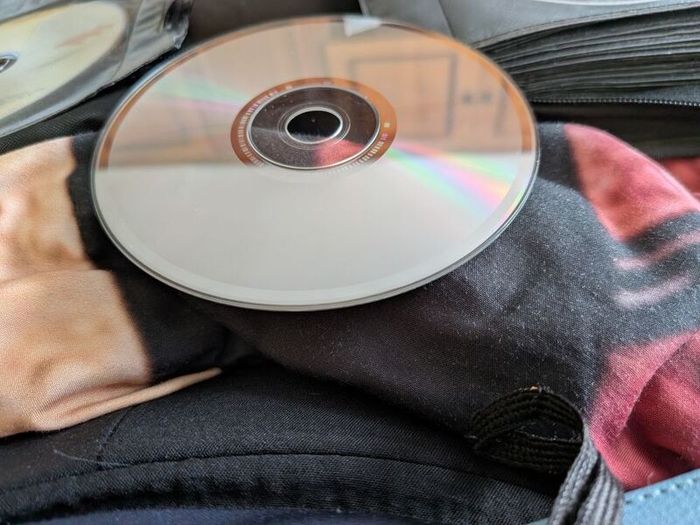 CDs eur 1 each no cases