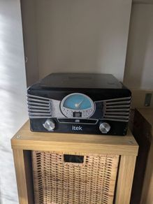vinyl player