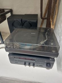 Yamaha Receiver, Sony Turntable, JVC Speakers Bundle