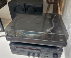 Yamaha Receiver, Sony Turntable, JVC Speakers Bundle