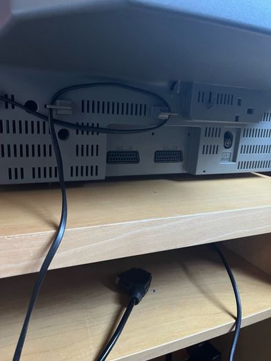 Sanyo 20" CRT (with original remote)