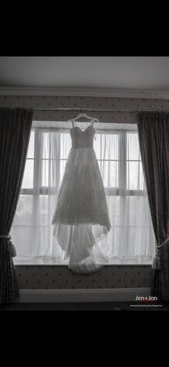 Wedding dress