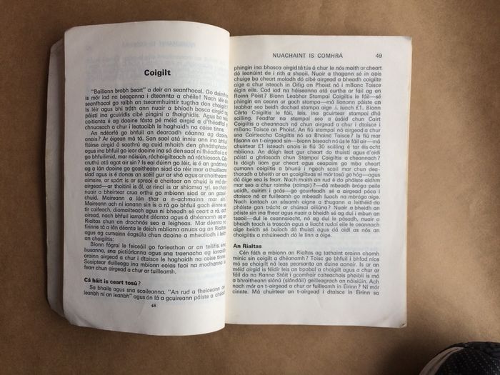 Leabhar- Nuachaint is Comhra