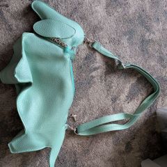 dog shaped handbag