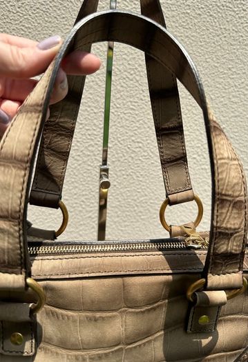 YSL (Yves Saint Laurent) Muse bag