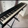 Yamaha full size keyboard Image 3